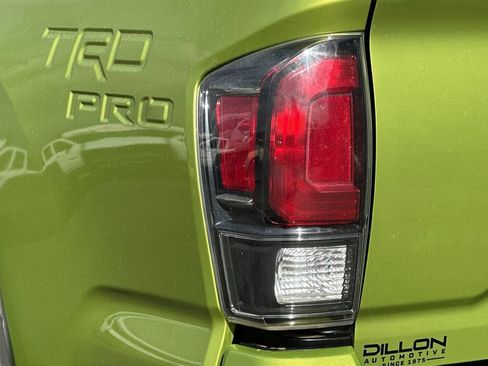 Used 2022 Toyota Tacoma TRD Pro AWD/4WD image 25