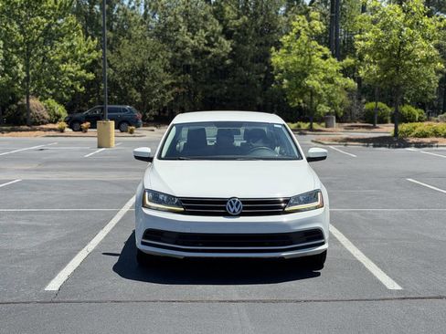 Used 2017 Volkswagen Jetta S FWD image 2