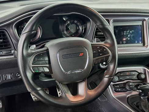 Used 2019 Dodge Challenger R/T w/ Blacktop Package image 18