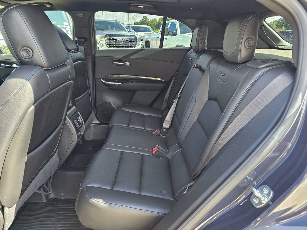 Certified 2024 Cadillac XT4 Sport w/ Cold Weather Package AWD/4WD image 17