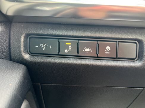 Used 2022 Kia Telluride LX AWD/4WD image 12