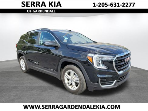 Used 2022 GMC Terrain SLE w/ Driver Convenience Package FWD image 1