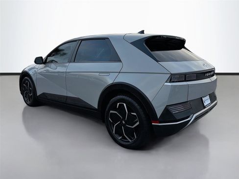 Used 2024 Hyundai Ioniq 5 SEL image 5