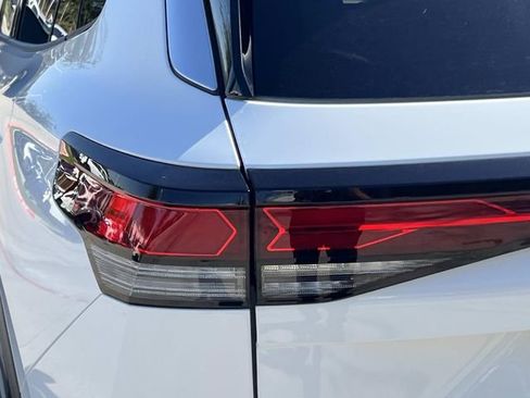 New 2026 Volkswagen Tiguan S FWD image 5