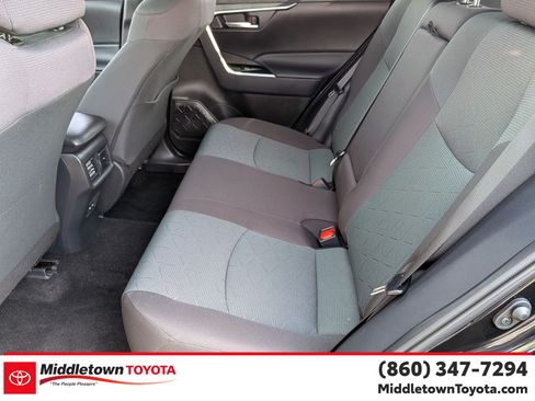 Certified 2025 Toyota RAV4 XLE AWD/4WD image 34
