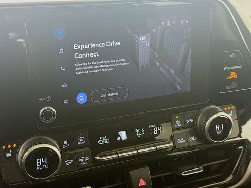 Certified 2023 Toyota Highlander XLE image 13