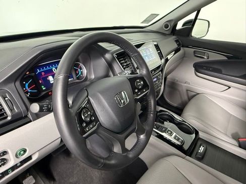 Used 2020 Honda Pilot Elite image 16
