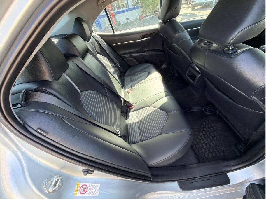 Used 2018 Toyota Camry SE w/ Audio Package FWD image 20