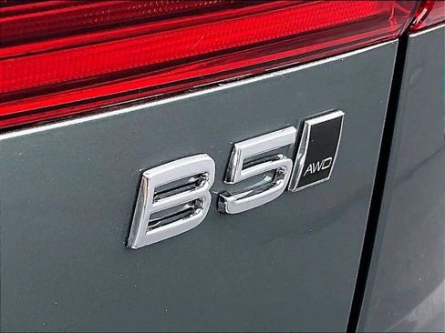 New 2026 Volvo XC60 B5 Plus w/ Climate Package AWD/4WD image 26