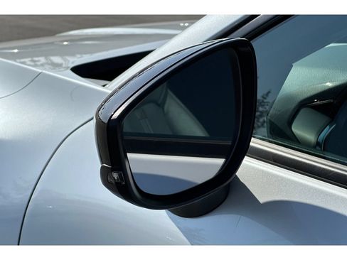 Used 2025 MAZDA CX-50 AWD 2.5 S w/ Premium Plus Pkg image 9