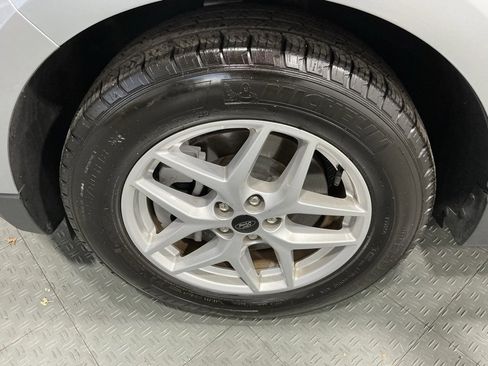 Used 2024 Ford Edge SEL image 36