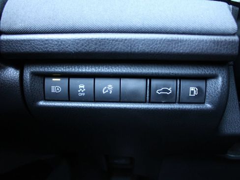 Used 2025 Toyota Camry LE FWD image 29