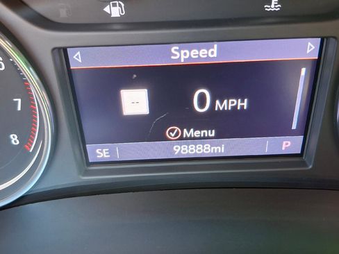 Used 2021 Buick Enclave Essence w/ Sport Touring Edition image 17