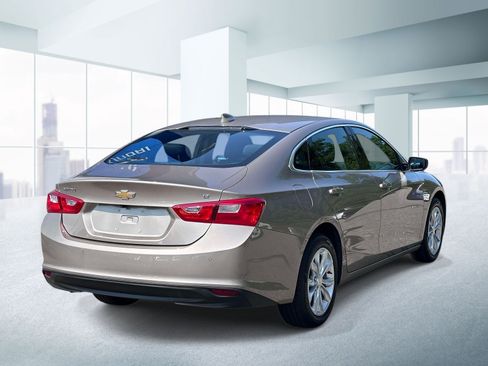 Used 2024 Chevrolet Malibu LT FWD image 4