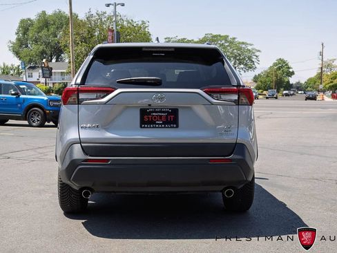 Used 2020 Toyota RAV4 LE w/ All Weather Liner Package AWD/4WD image 6
