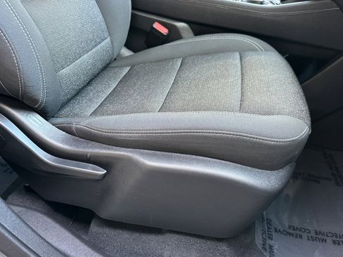 Certified 2024 Chevrolet Traverse LT image 24