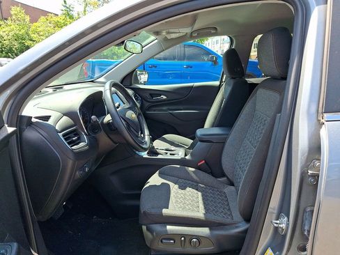 Used 2024 Chevrolet Equinox LT FWD image 13