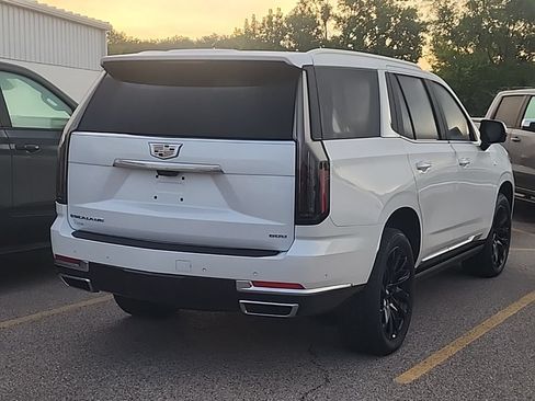 Used 2025 Cadillac Escalade Premium Luxury w/ Touring Package AWD/4WD image 2
