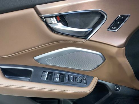 Used 2024 Acura RDX SH-AWD w/ Technology Package image 23