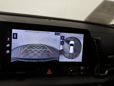 Certified 2025 Kia Sportage SX image 10