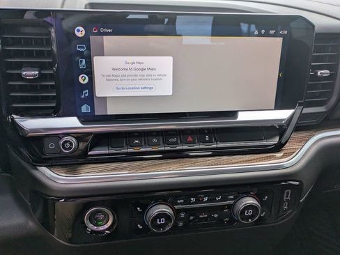 Used 2022 Chevrolet Silverado 1500 LT image 24