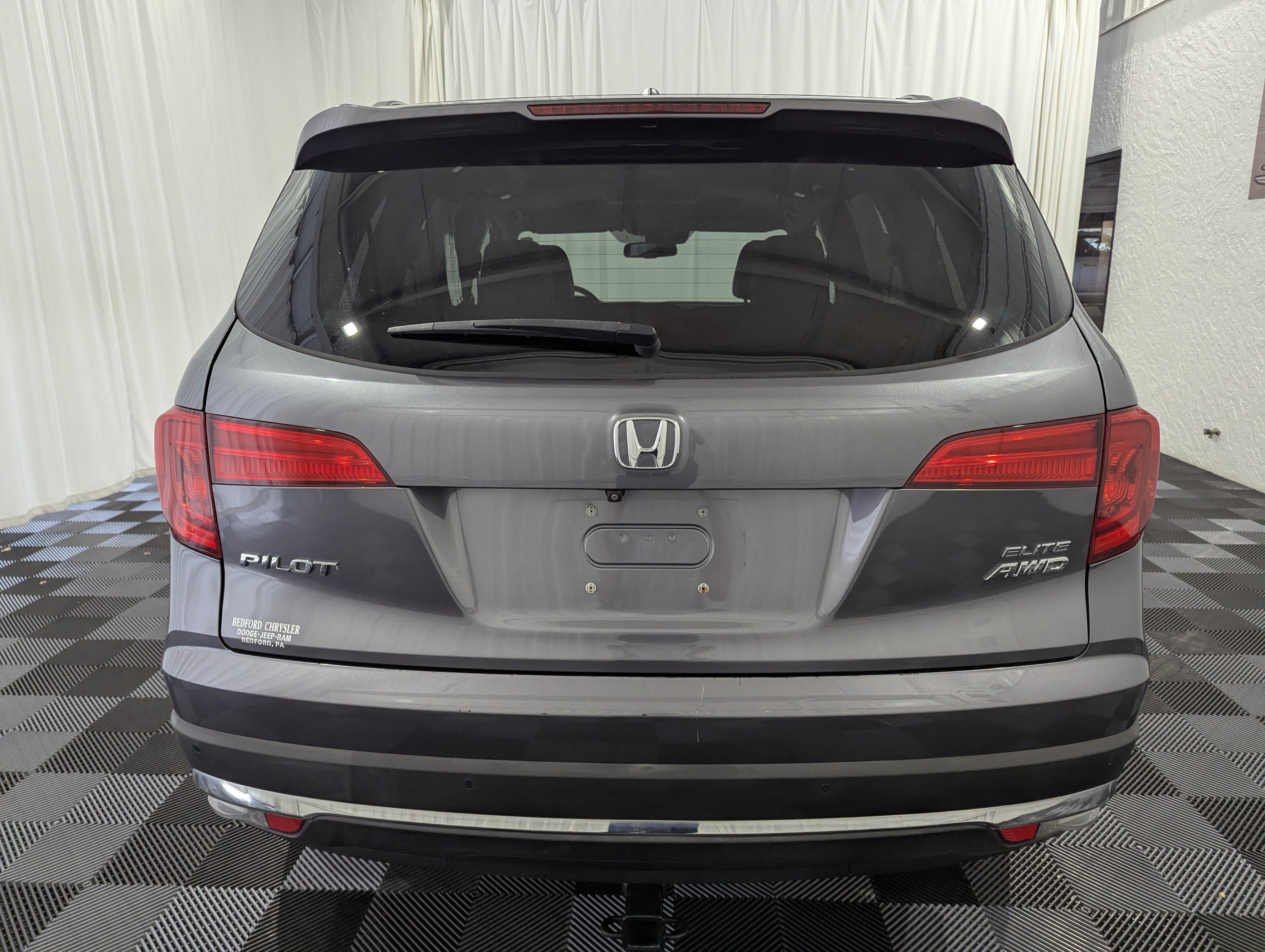Used 2016 Honda Pilot Elite image 8