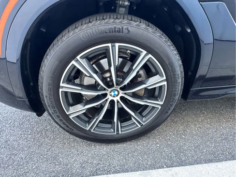 Used 2022 BMW X6 xDrive40i w/ M Sport Package AWD/4WD image 10
