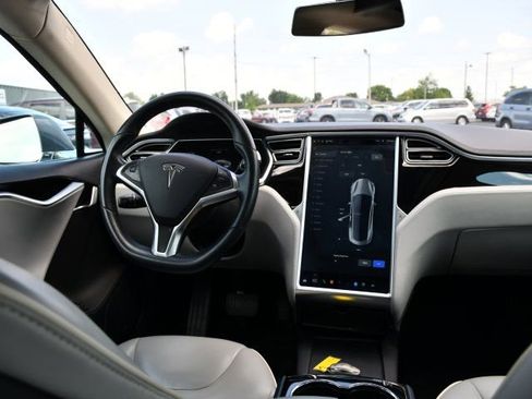 Used 2014 Tesla Model S RWD image 19