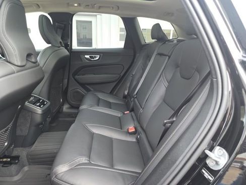 New 2026 Volvo XC60 B5 Ultra w/ Protection Package Premier AWD/4WD image 19