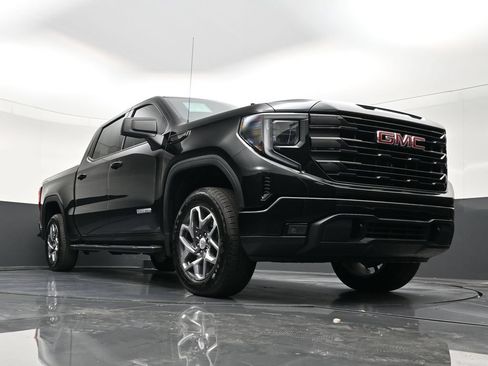 Used 2023 GMC Sierra 1500 Elevation RWD image 23
