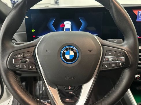 Used 2023 BMW i4 eDrive35 w/ Premium Package RWD image 26