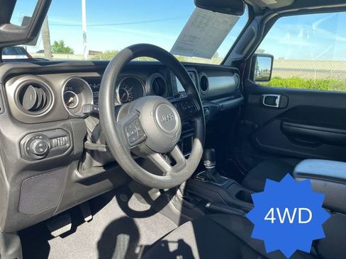 Used 2021 Jeep Gladiator Sport AWD/4WD image 10