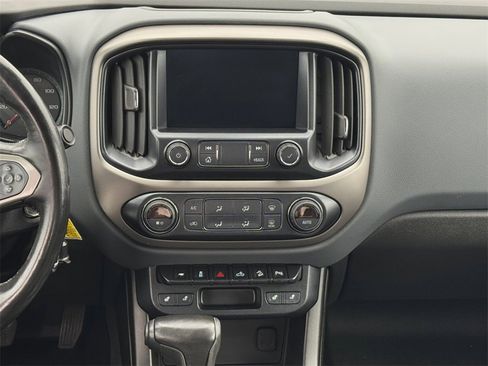 Used 2019 Chevrolet Colorado Z71 image 13