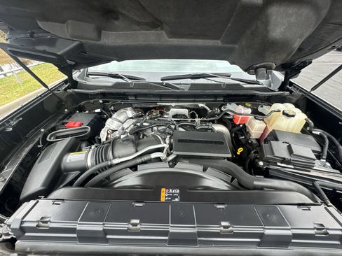 Used 2024 Chevrolet Silverado 2500 High Country w/ Technology Package image 26