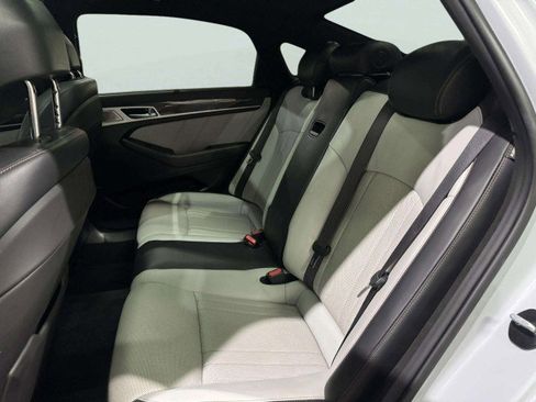 Used 2018 Genesis G80 3.3T Sport image 29