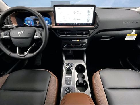 New 2025 Ford Bronco Sport Outer Banks w/ Outer Banks Tech Package+ image 6