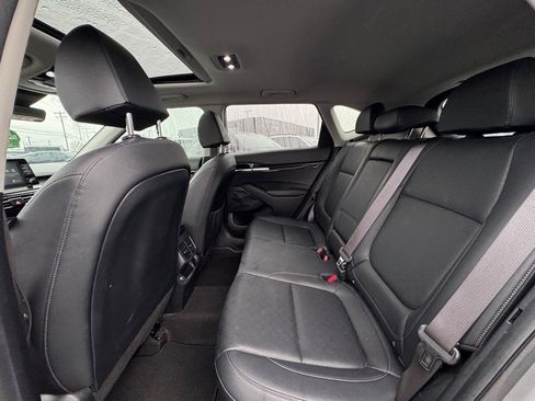 Used 2021 Kia Seltos EX image 11