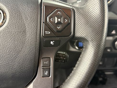 Certified 2023 Toyota Tacoma TRD Off-Road image 21