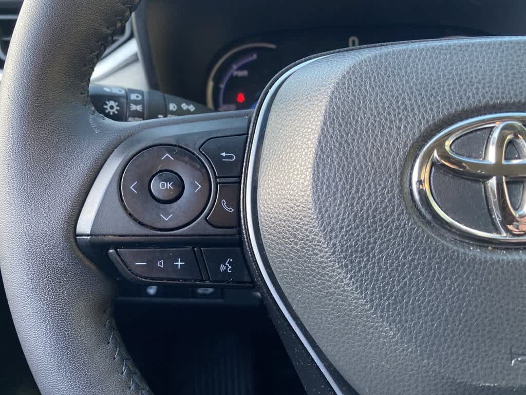 Used 2023 Toyota RAV4 XLE Premium AWD/4WD image 21