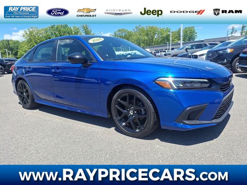 Used 2024 Honda Civic Sport image 1