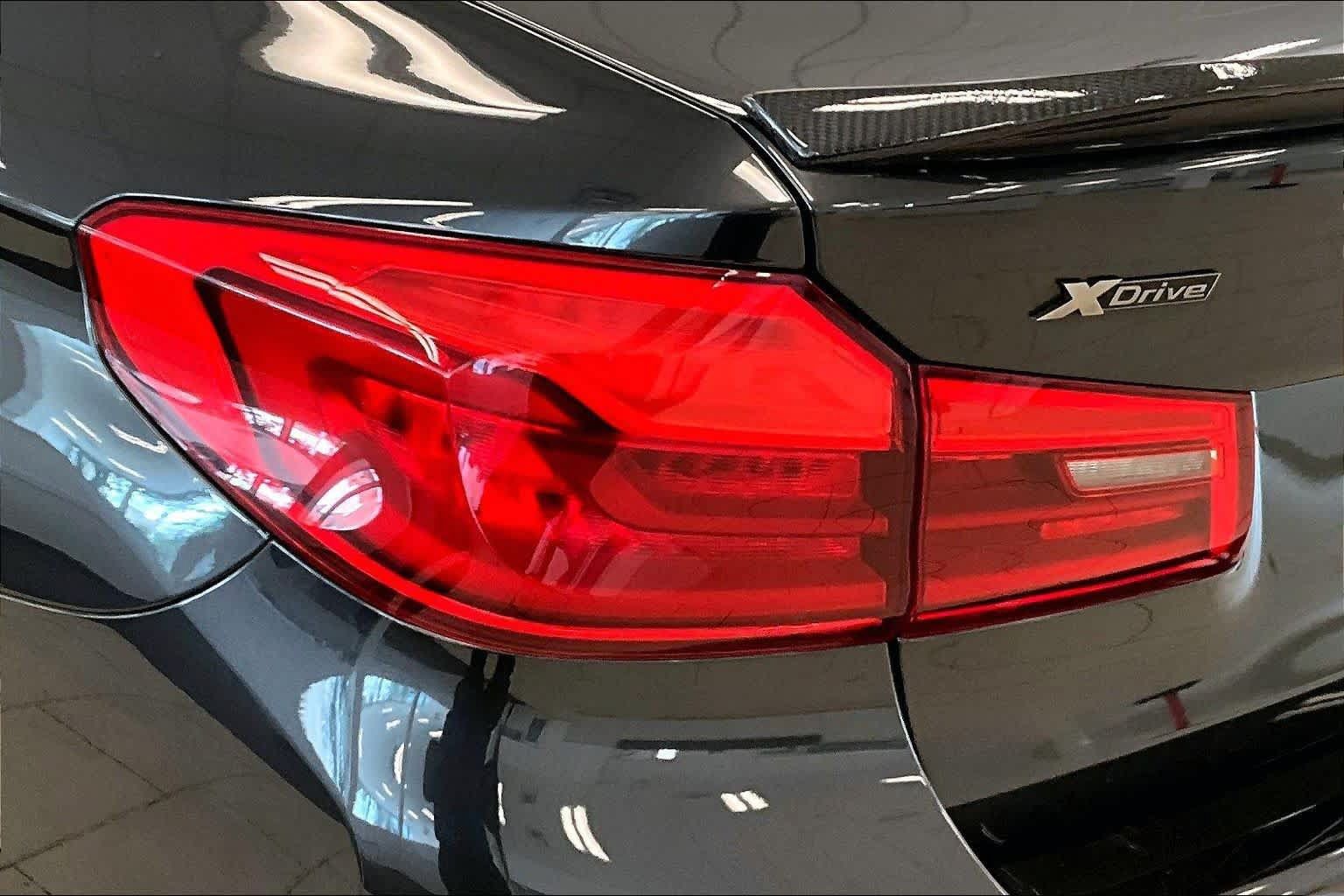 Used 2019 BMW M550i xDrive AWD/4WD image 27