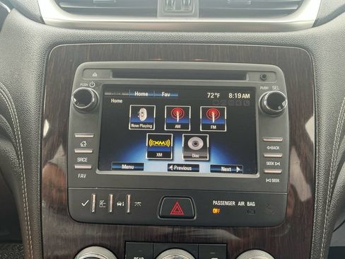 Used 2017 Chevrolet Traverse LT FWD image 26