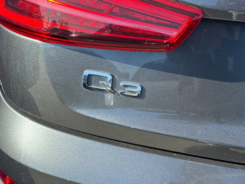 Used 2018 Audi Q3 2.0T Premium Plus AWD/4WD image 5