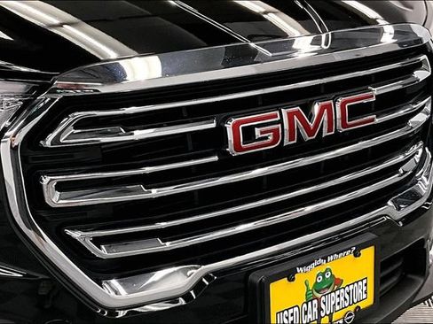 Used 2024 GMC Terrain SLT AWD/4WD image 34