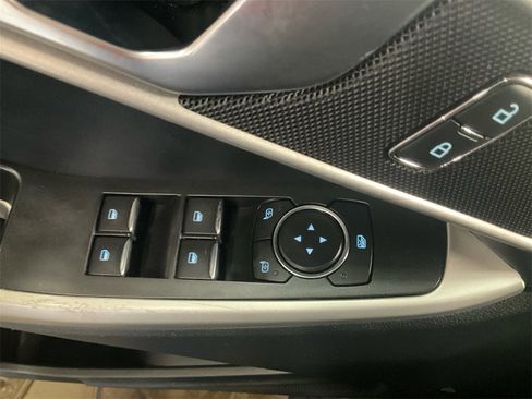 Used 2022 Ford Explorer XLT w/ Class IV Trailer Tow Package image 24