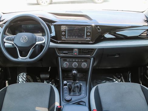 Used 2022 Volkswagen Taos S image 12