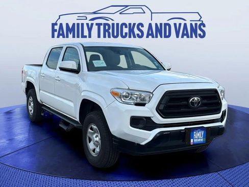 Used 2020 Toyota Tacoma SR image 7