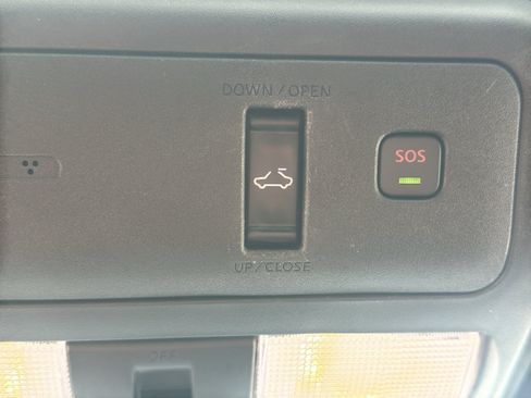 Used 2024 Nissan Frontier PRO-4X w/ Pro Premium Package AWD/4WD image 30