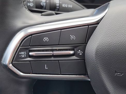 Used 2025 Chevrolet Equinox LT w/ Convenience Package II AWD/4WD image 12
