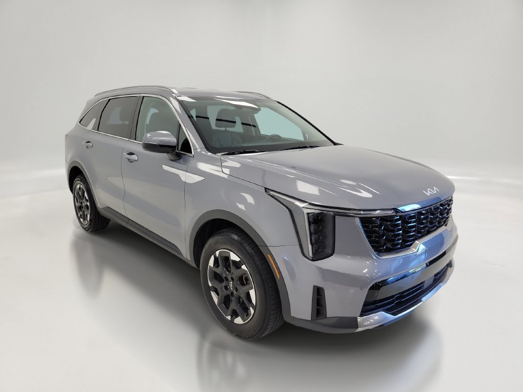Used 2024 Kia Sorento S AWD/4WD image 3